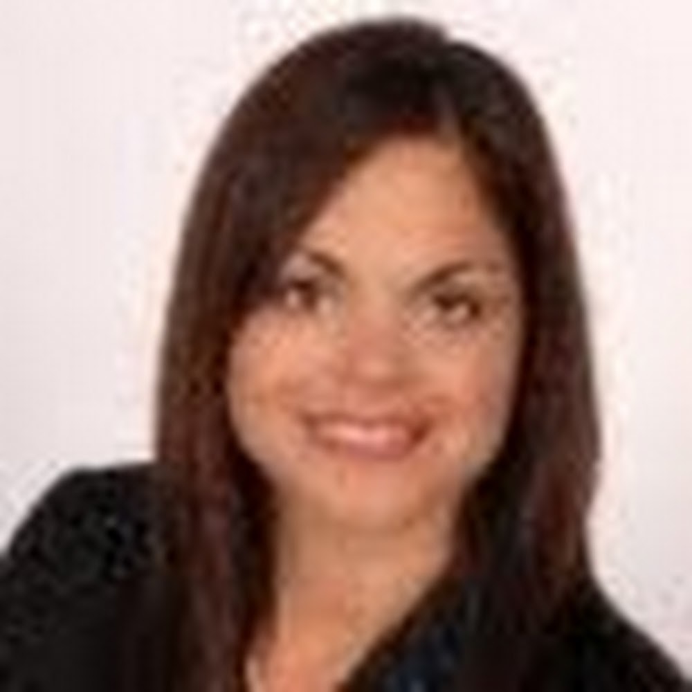 Meet your Posher, Michele